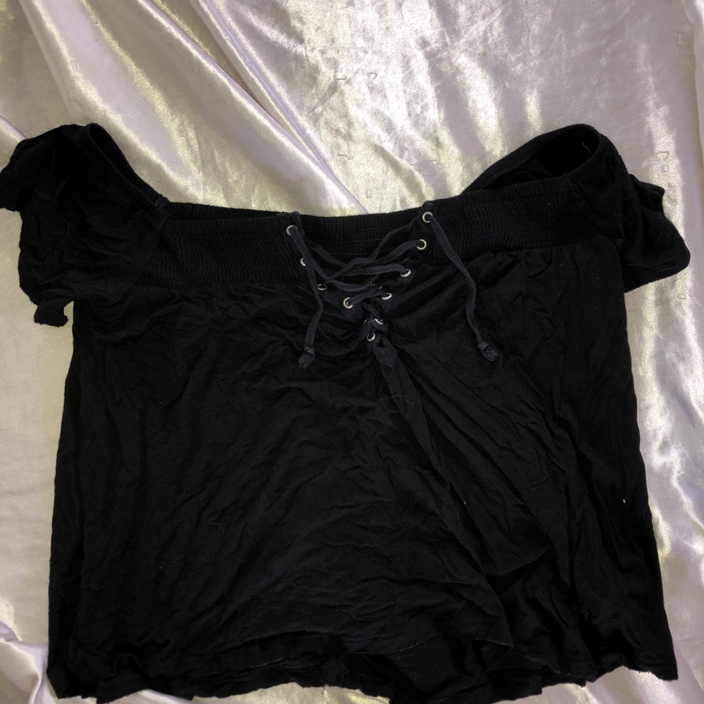 🖤American Eagle off the shoulder top